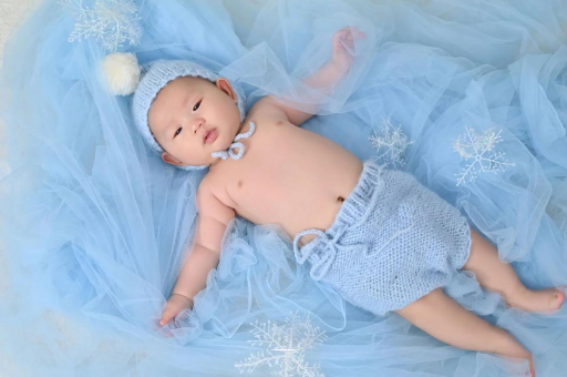 北京代生子机构包男孩宝宝多大可以吃油盐